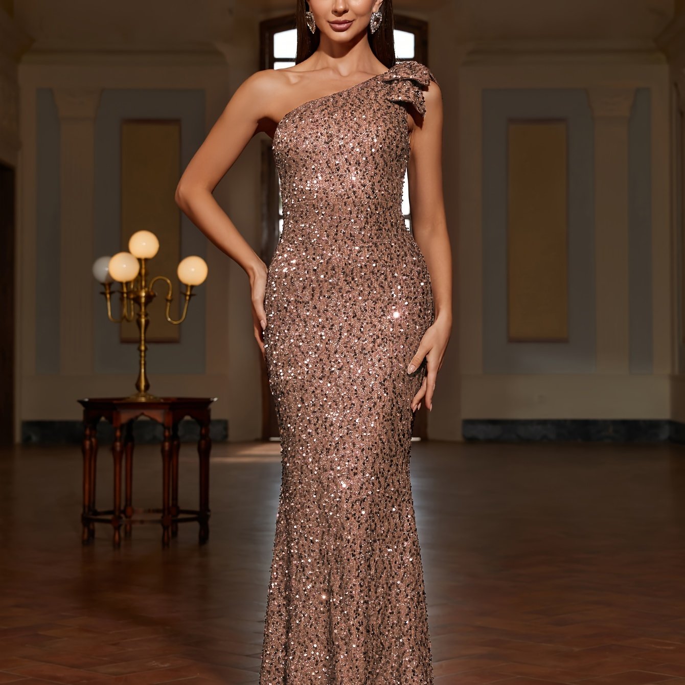 Women's Sequin One-Shoulder Dress: An Elegant Sleeveless Dress with a Fish Tale Hem for Parties, Banquets.