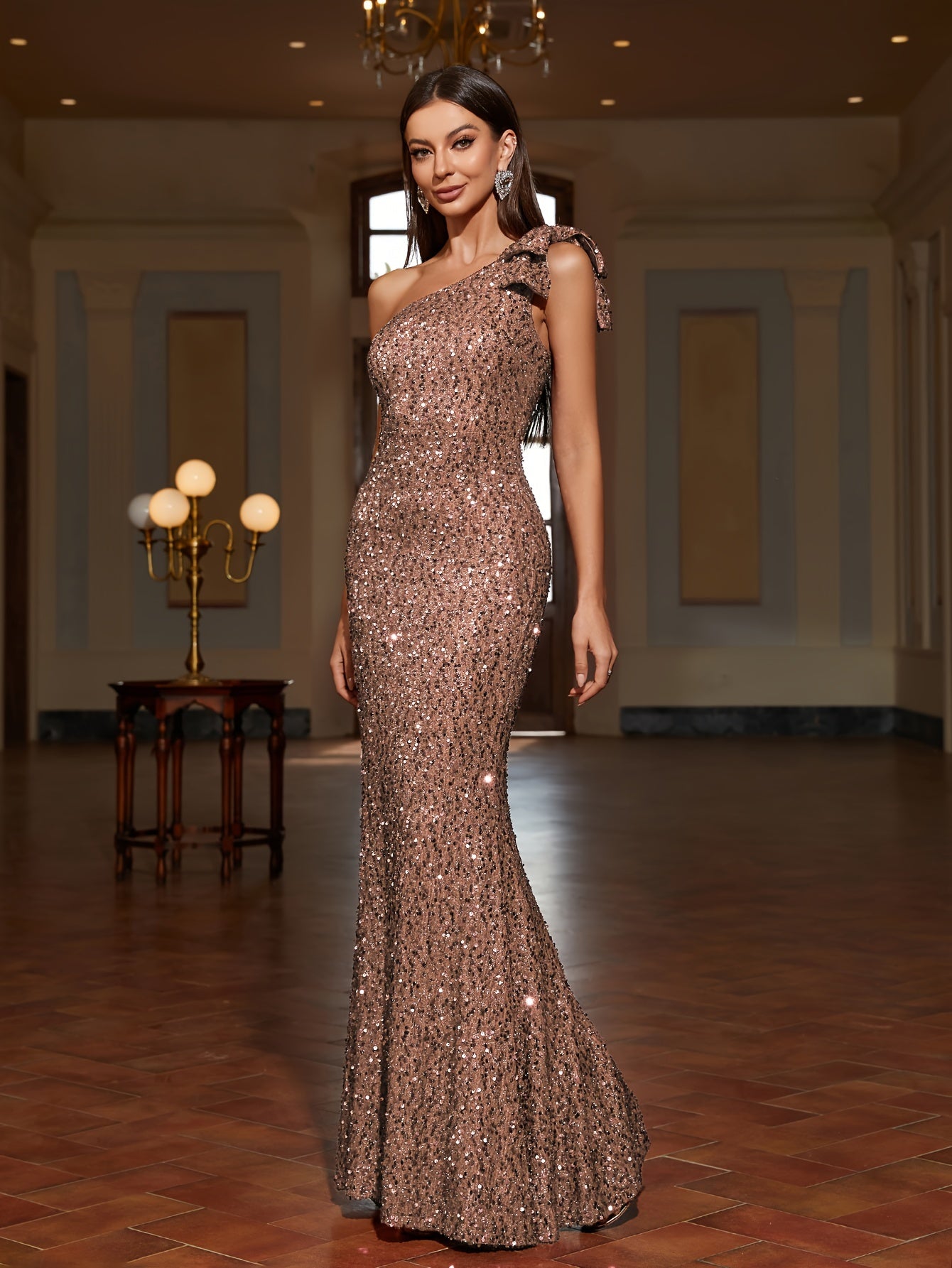 Women's Sequin One-Shoulder Dress: An Elegant Sleeveless Dress with a Fish Tale Hem for Parties, Banquets.